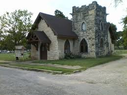 A serene view of Oakwood Cemetery